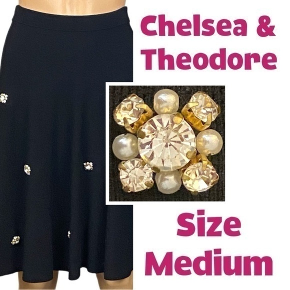 CHELSEA & THEODORE black knit skirt w/rhinestone and pearl buttons. Medium. EUC